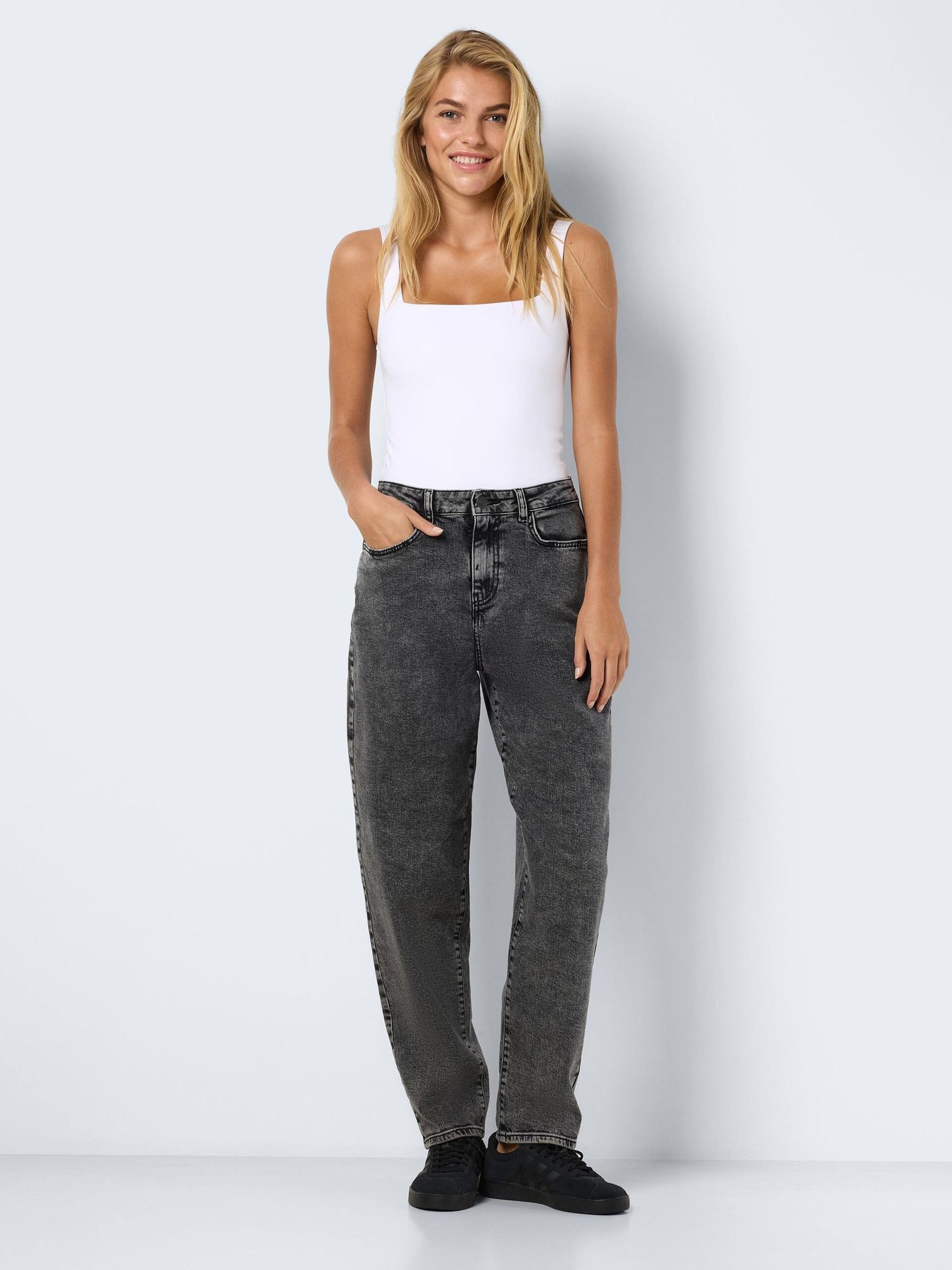 NMRHODA HW MOM FIT JEANS