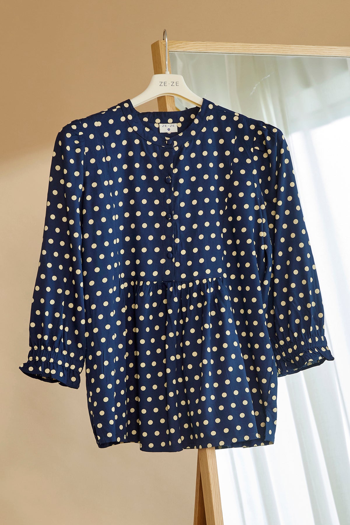 Dottie 638 - Bluse