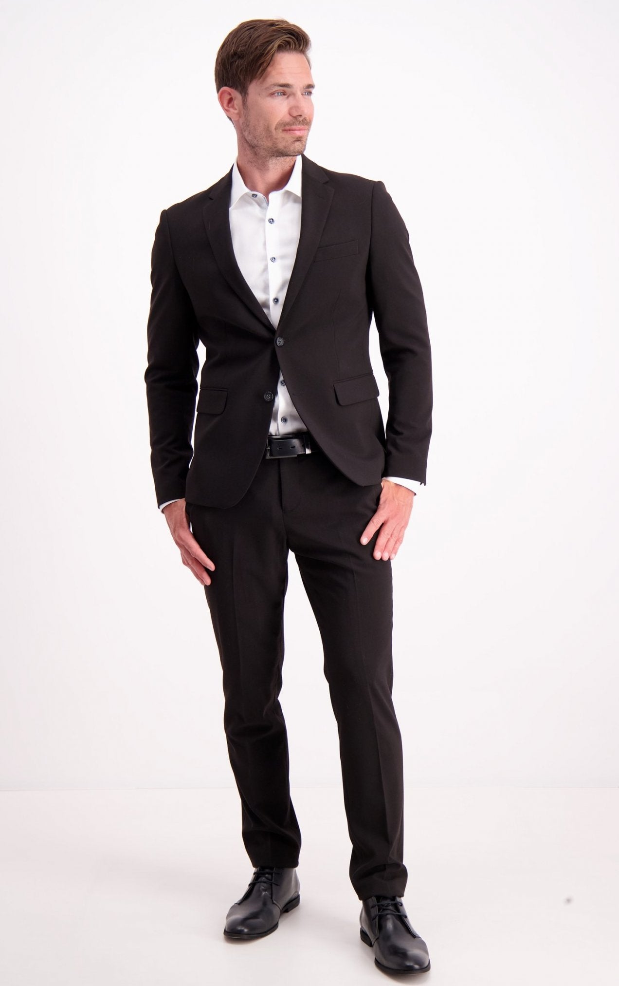 PLAIN MENS SUIT